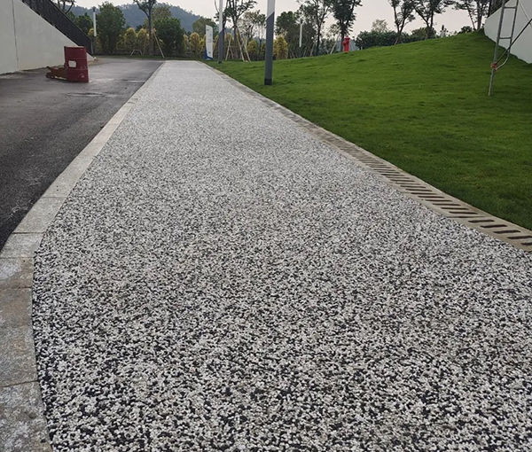 凉山彩色天然露骨地坪